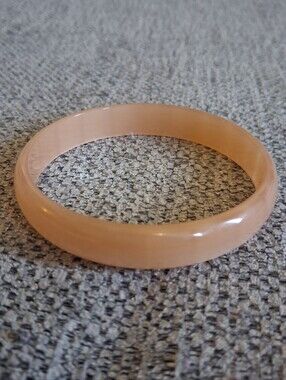 Vintage Peach Resin Bangle Bracelet - Women's Jewelry